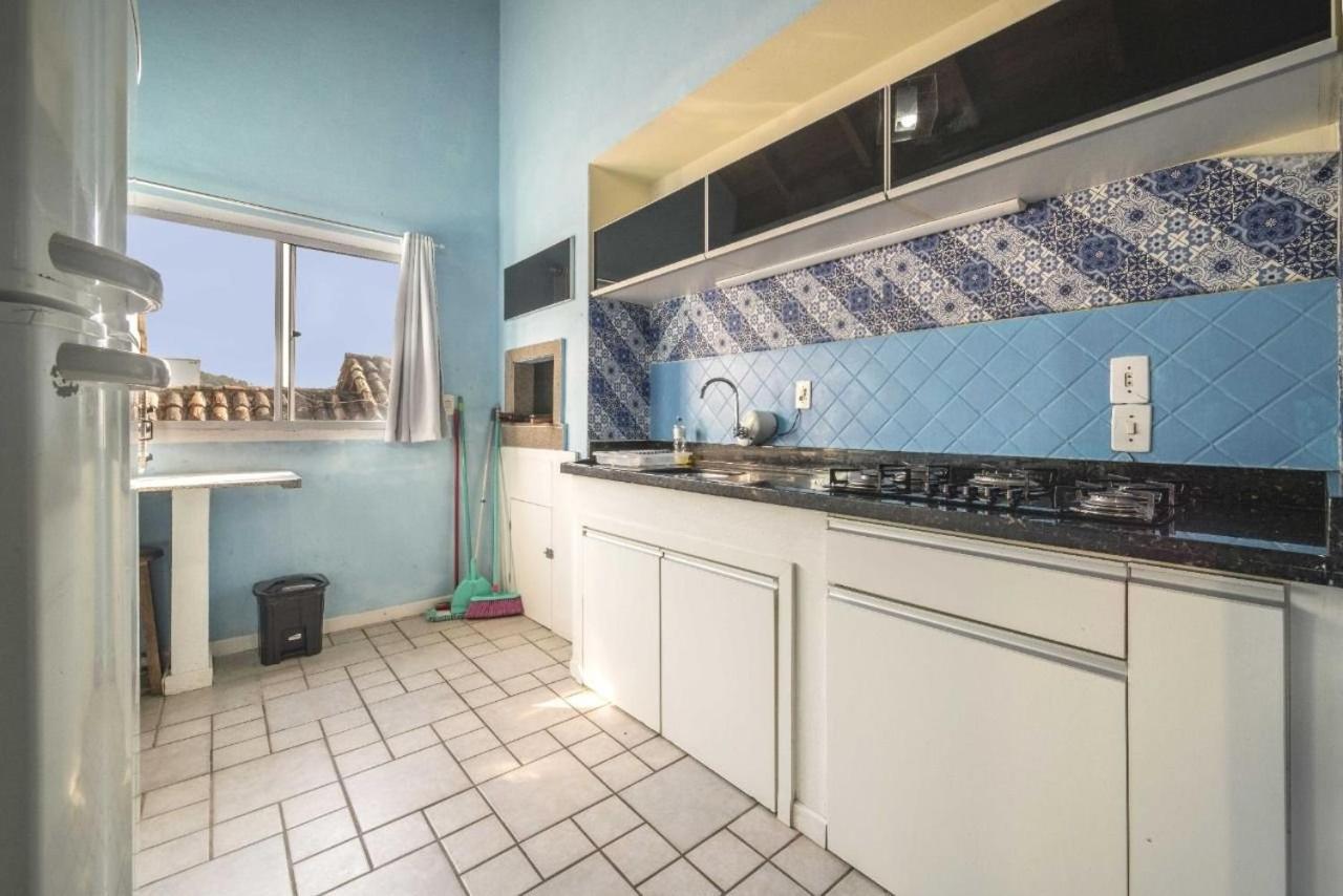 ボンビーニャスApartamento Em 4 Ilhasアパートメント エクステリア 写真